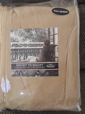 New Berkshire Blanket Tan Full/Queen